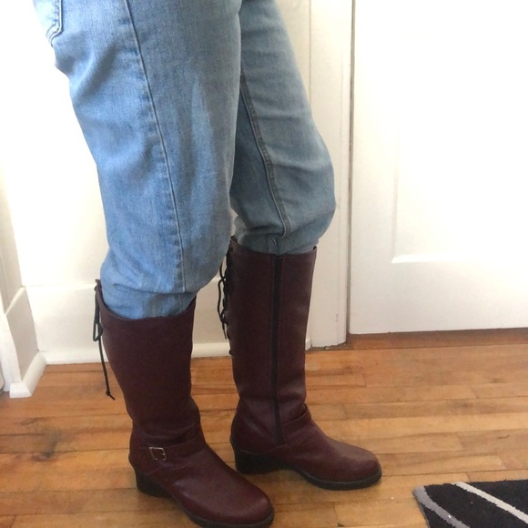 ***Canadian** Martino Burgundy tall boots with lace up calves and wedge heel - Picture 9 of 11